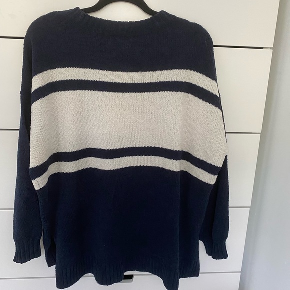 AE Chenille Crew Neck Oversized Sweater - Picture 2 of 3